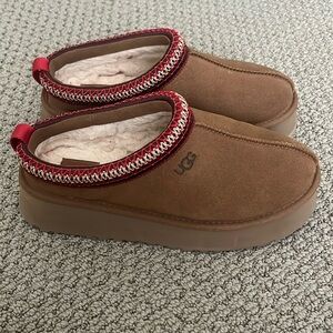 Ugg Tazz platform shoe in chestnut